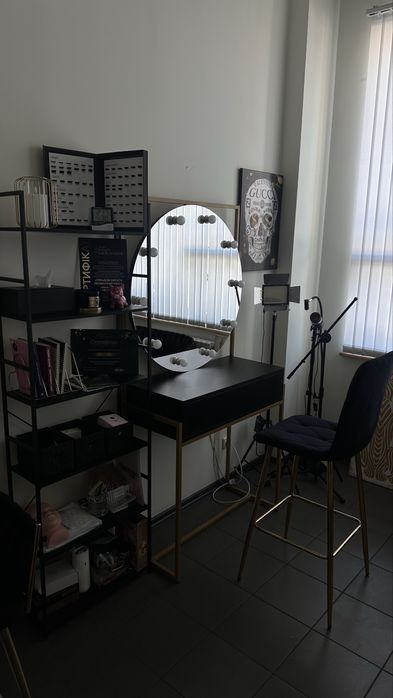 Аренда зеркало бровист визажист рабочее место