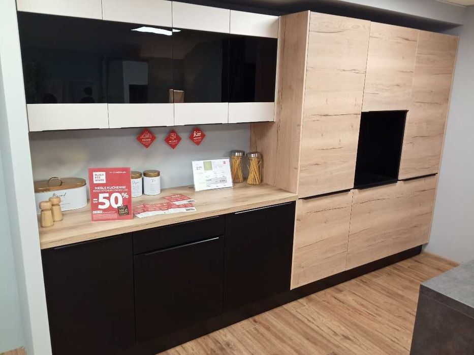 WYPRZEDAŻ EKSPOZYCJI Black Red White- Zestaw kuchenny SOLE L6