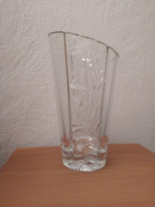 Jarra de cristal decorativa