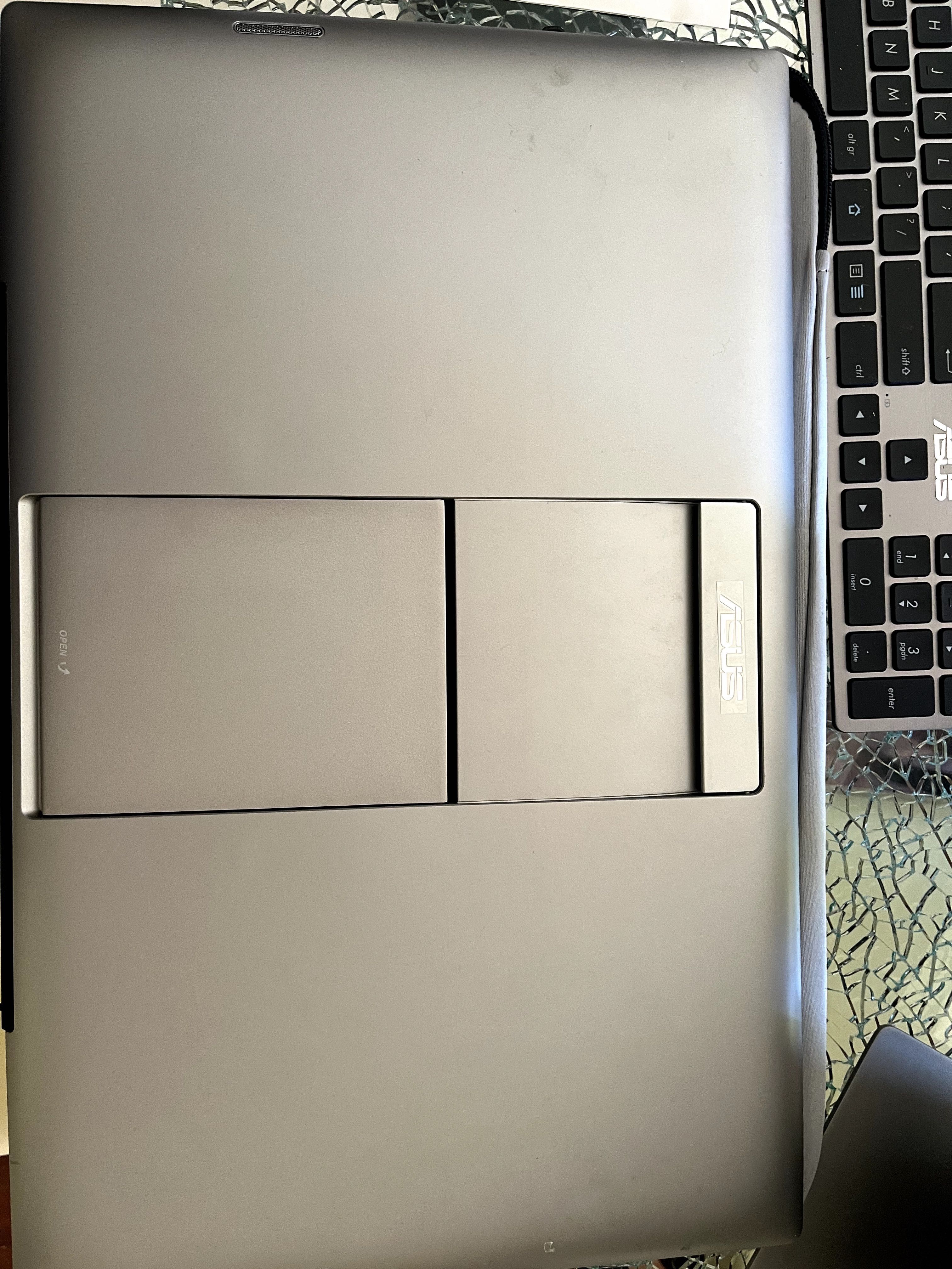 ASUS Transformer AiO P1801 - KOMPUTER + TABLET,  All-in-One, Wind/Adro