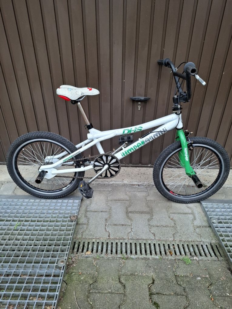 Bmx DHS Jumper z pegami