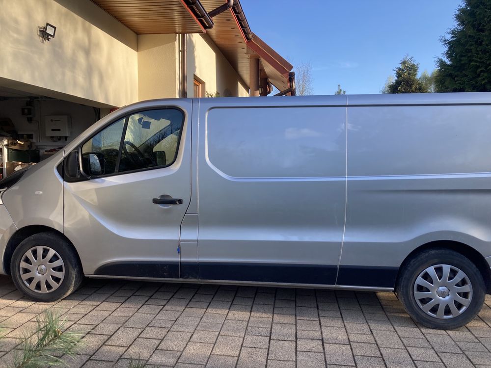 Opel Vivaro L2H1 2018 **Niski Przebieg**