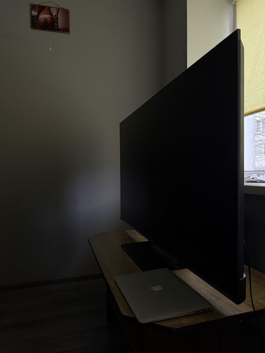 Продам телевізор Телевізор HISENSE 55U7 PRO