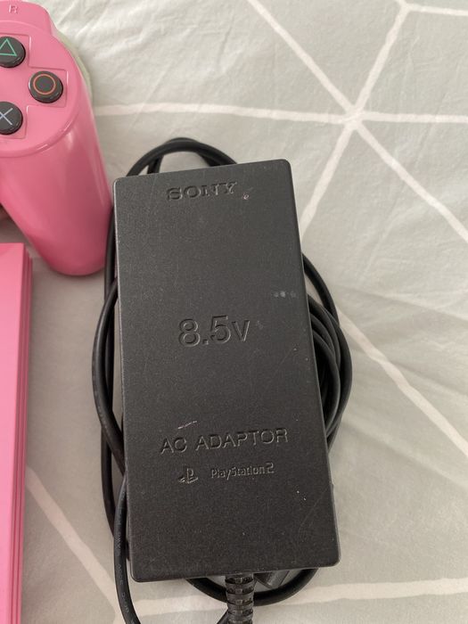 Playstation 2 Pink Limited Edition