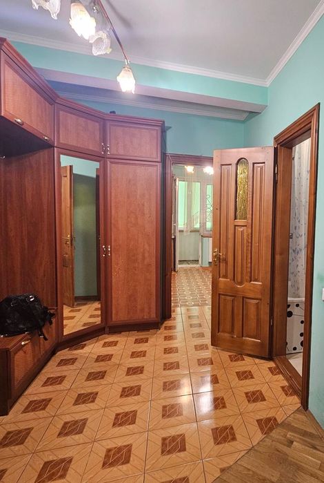 Оренда 2 кімнатна квартина вул Городоцька (район Киівстару).