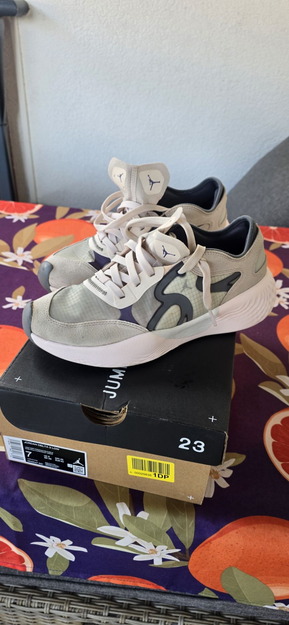 Buty Jordan Delta 3 Low r. 40