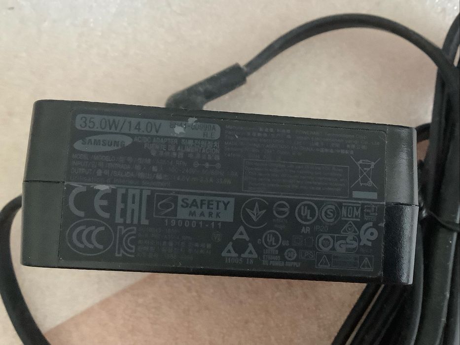 AC adaptador - fonte original Samsung BN44-.00990A 14V 2.5A 35Watts