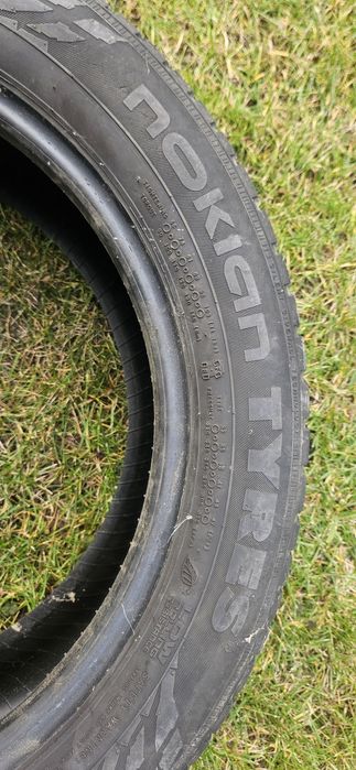 Opony zimowa Nokian 215/5517