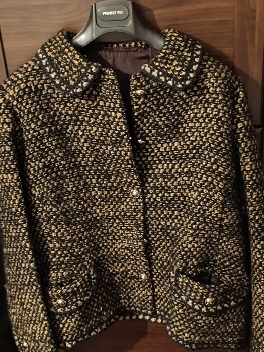 Casaco tipo Chanel (muito bom tecido) castanho preto, L ou XL