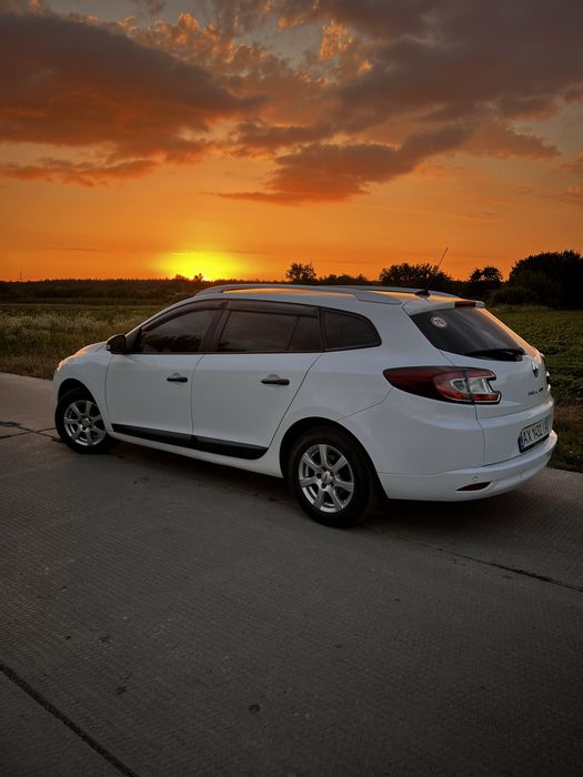 Продам рено меган 3 2010 року автомат Renault Megane 3