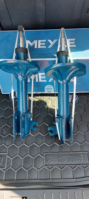 Передние стойки Хендай туксон 04-10