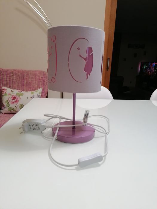 Candeiro lindo de mesa de cabeceira