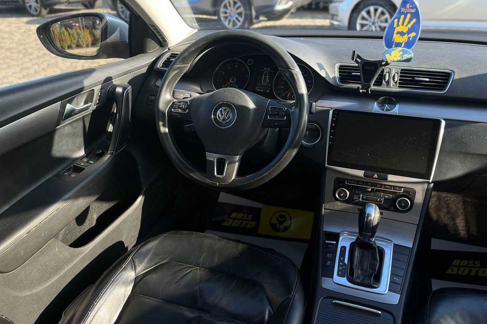 Volkswagen Passat 2011