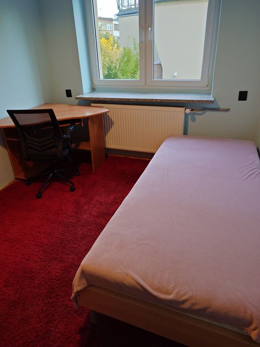 Wygodny pokój 10m2 w domu na Karłowicach