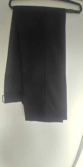 Czarny garnitur Recmam Seewil Platinum r.182/88/86 lub 82 raz założony