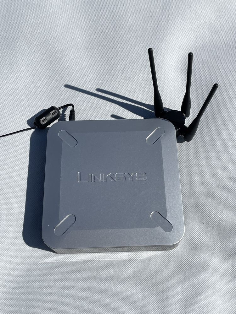 Router Linksys z VPN WRVS4400N Gigabit 4 porty 1 Gbps