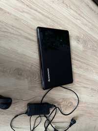 Sprzedam Laptopa marki Lenovo