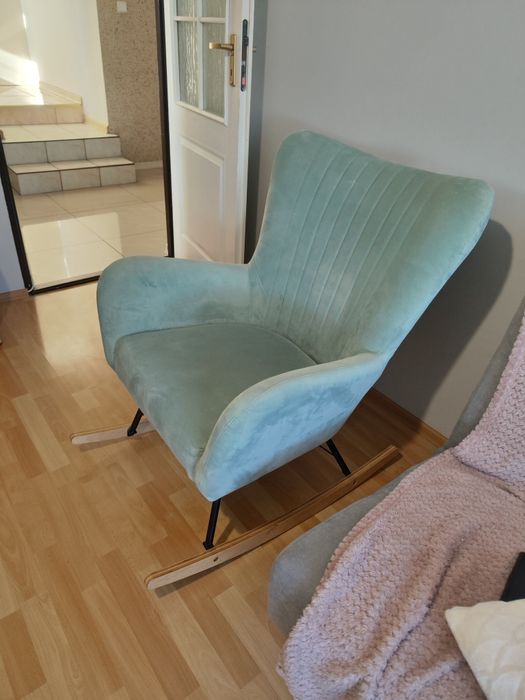 Fotel bujany miętowy welur jak nowy
