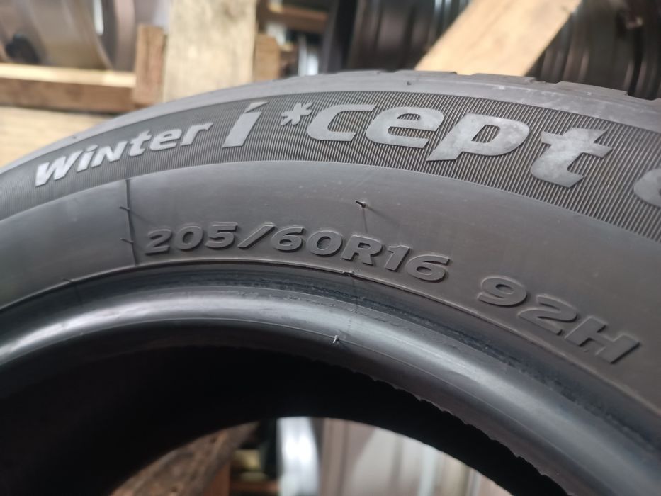 Зимові шини HANKOOK 205/60 R16 резина Р16