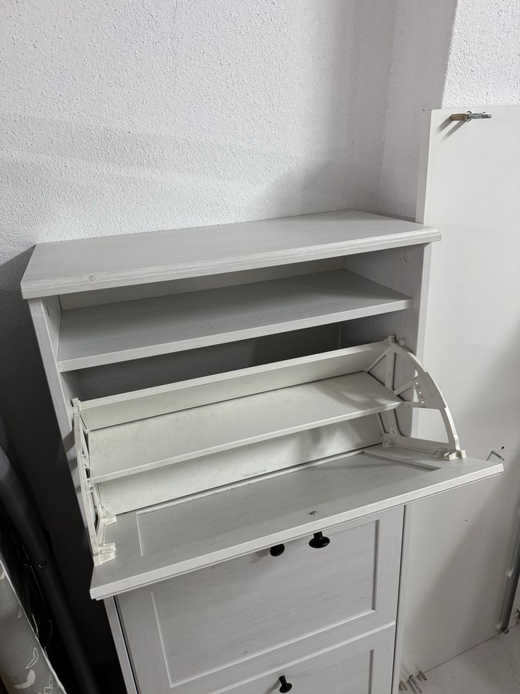 Sapateira IKEA Brusali