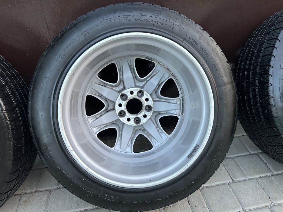 Michelin Pilot 235-700 R450AC 114H PAX System
