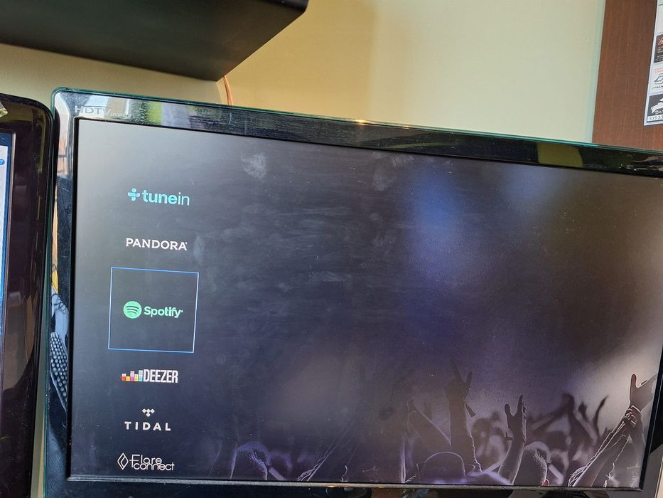 7.2 Onkyo TX-NR555 Wi-Fi BT  Atmos Vision Google Chromecast  Hi-Res