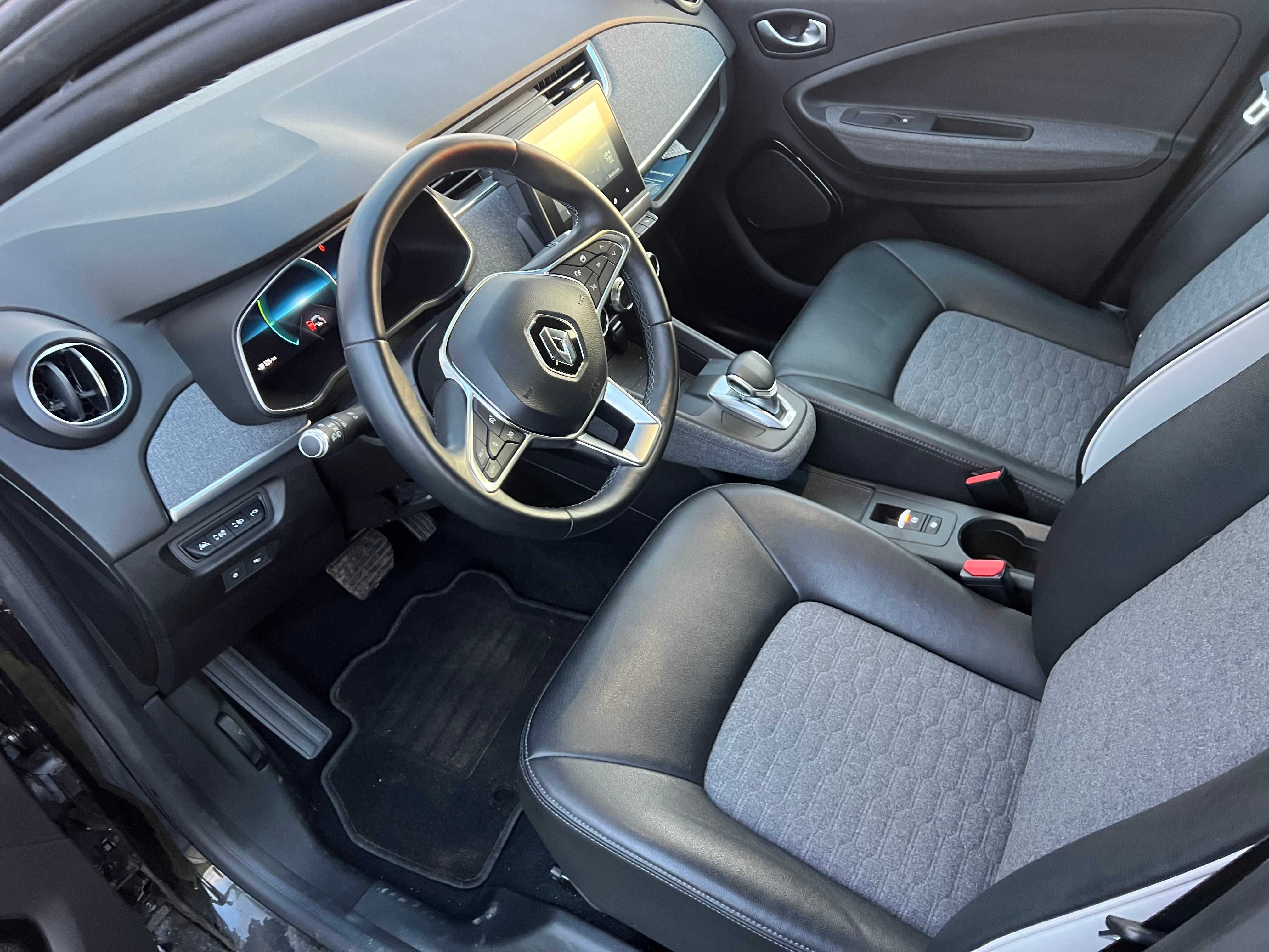 RENAULT ZOE R130 52KW BOGATA WERSJA Przebieg 25600km