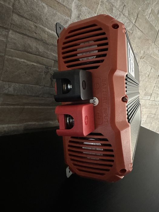 Inversores Onda Pura 24V ou 12V / 220V