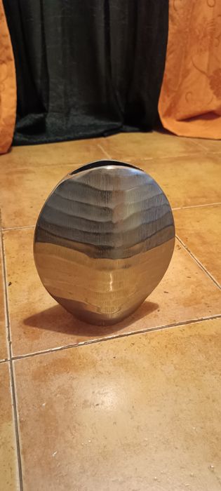 Jarras de vidro ou porcelana