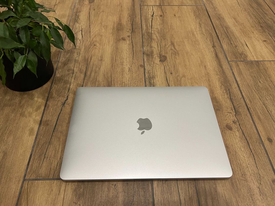 MacBook Pro 13 А1708 silver i5/8/256Gb
