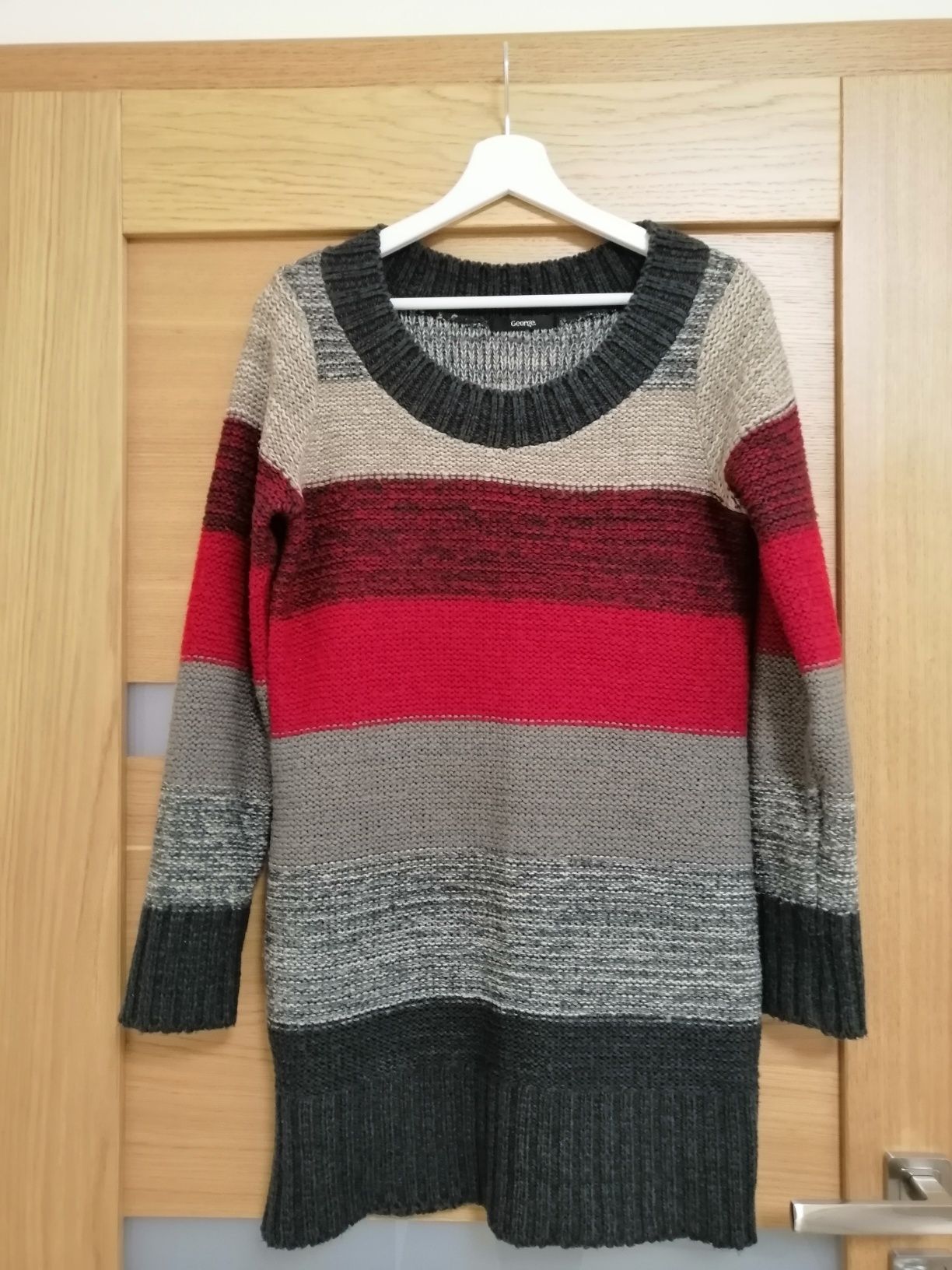 Sweter damski w rozmiarze 36 s duże