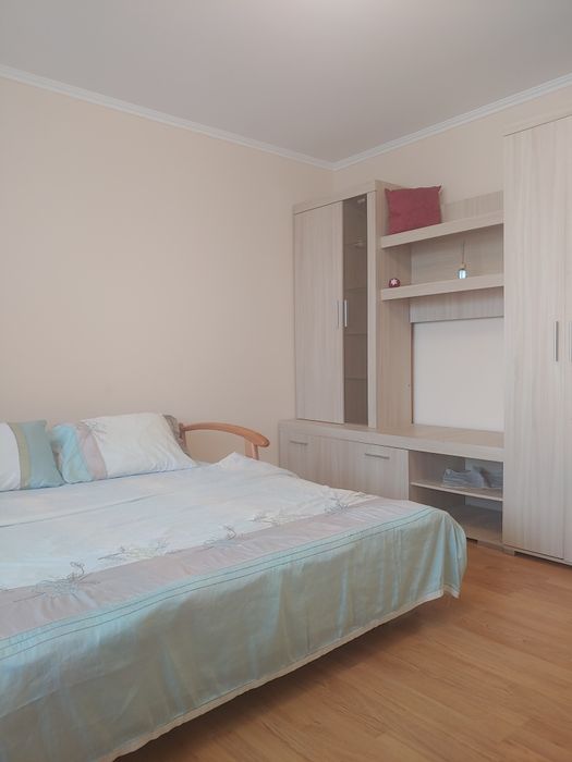 Доба Сяйво неподалік жд