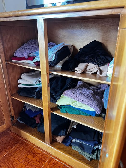 Armário em Pinho como novo