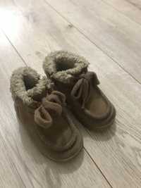 Теплые ботинки Zara