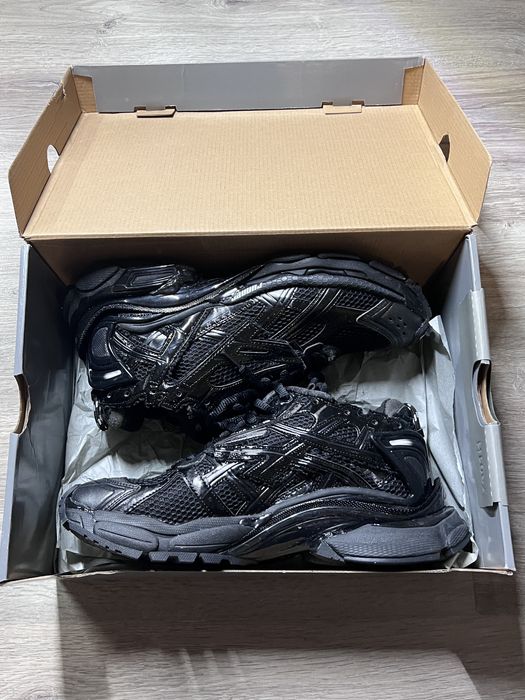 Balenciaga Runner 6.0 ( 43 )