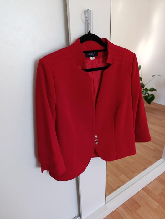 Żakiet czerwony rozmiar 48