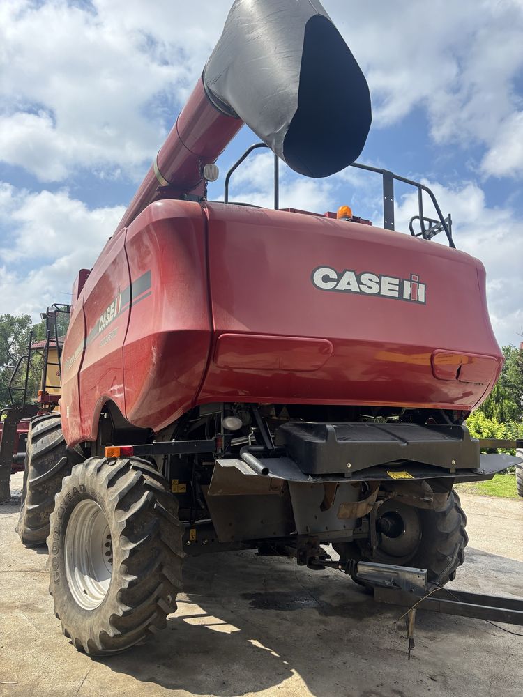 Sprzedam Kombajn CASE AXIAL-FLOW 8010