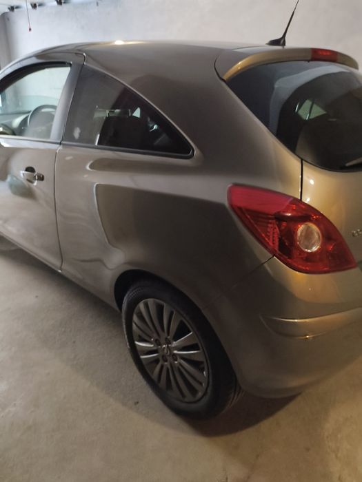 Opel corsa D 1.2 gasolina 3 portas de 2014