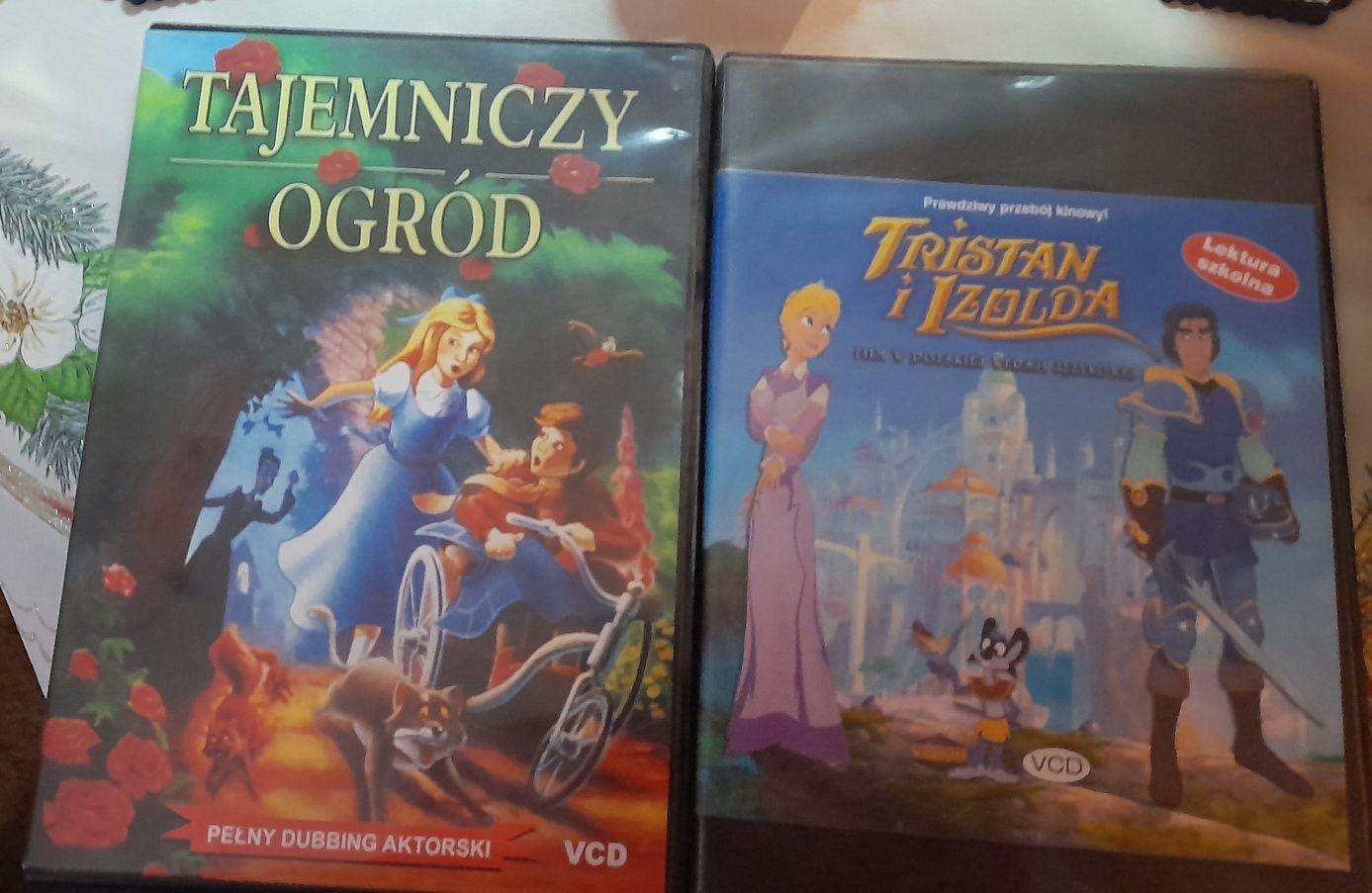 Zestaw dwóch bajek na płytach VCD