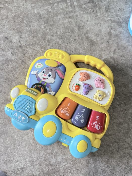 Іграшки розвиваючі музикальні