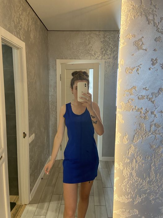 Жіночі сукні