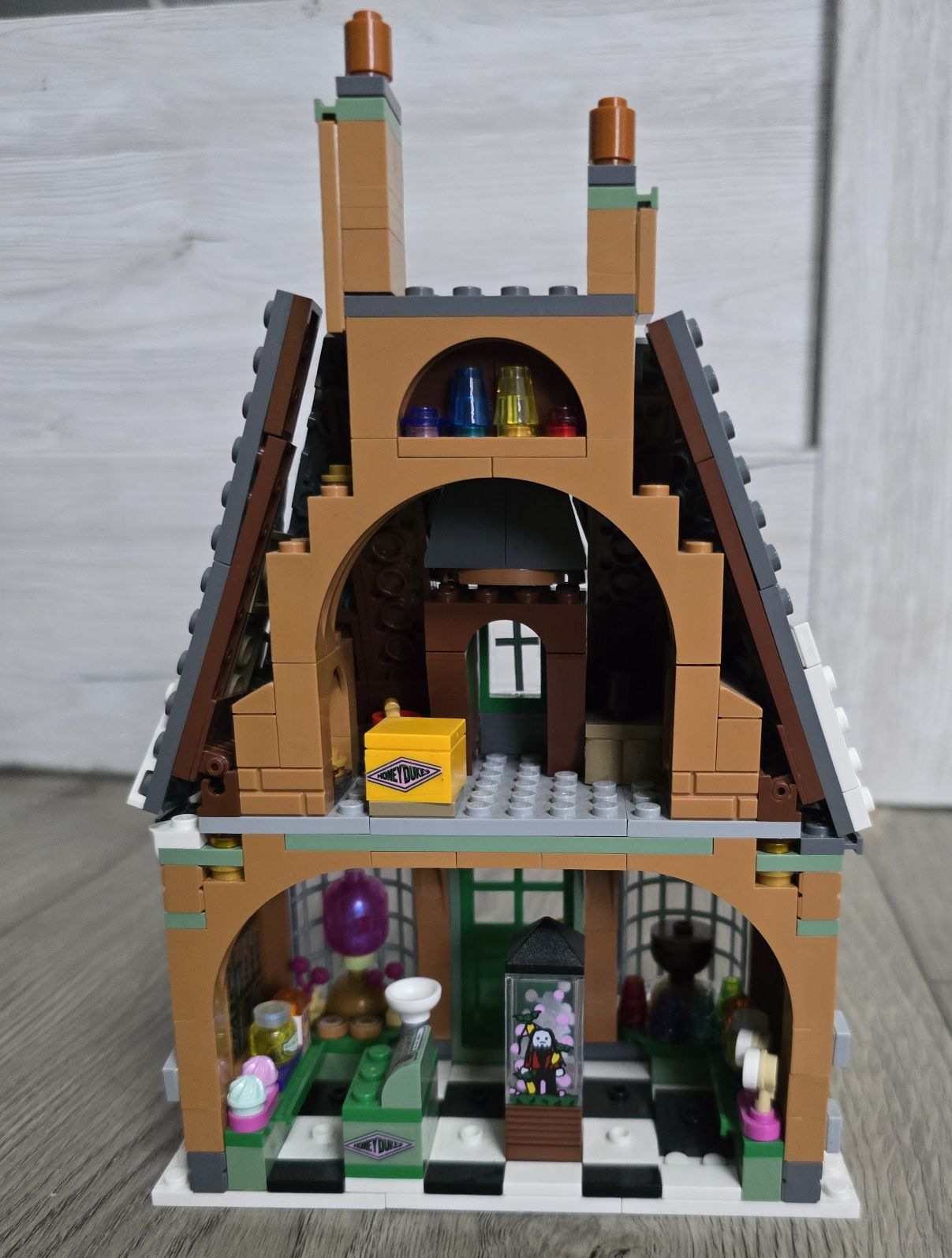 LEGO 76388 Harry Potter - Wizyta w wiosce Hogsmeade opis