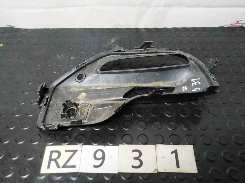 BMW X5 G05 18- M-Pack решітка бампера Перед R (дефект) RZ0931