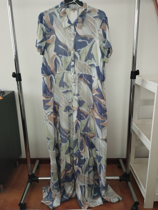 Vestido comprido de manga curta