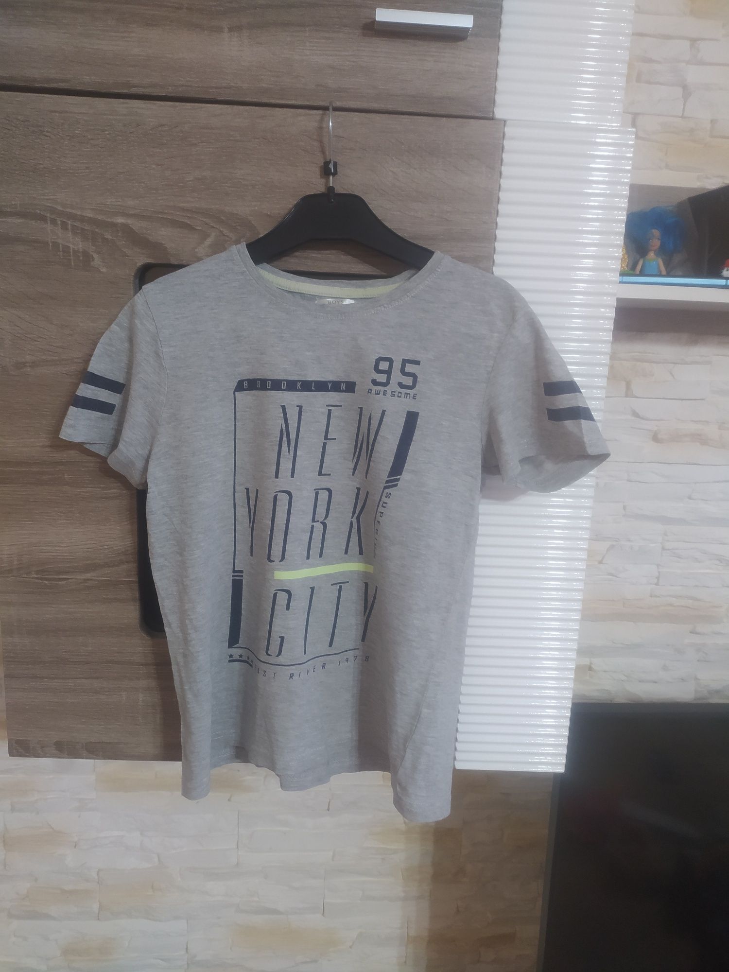 T-shirt koszulka z krótkim rękawem bawełniana 134 140