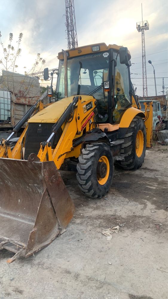 Продам экскаватор-погрузчик JCB 3CX sitemaster 2008 год