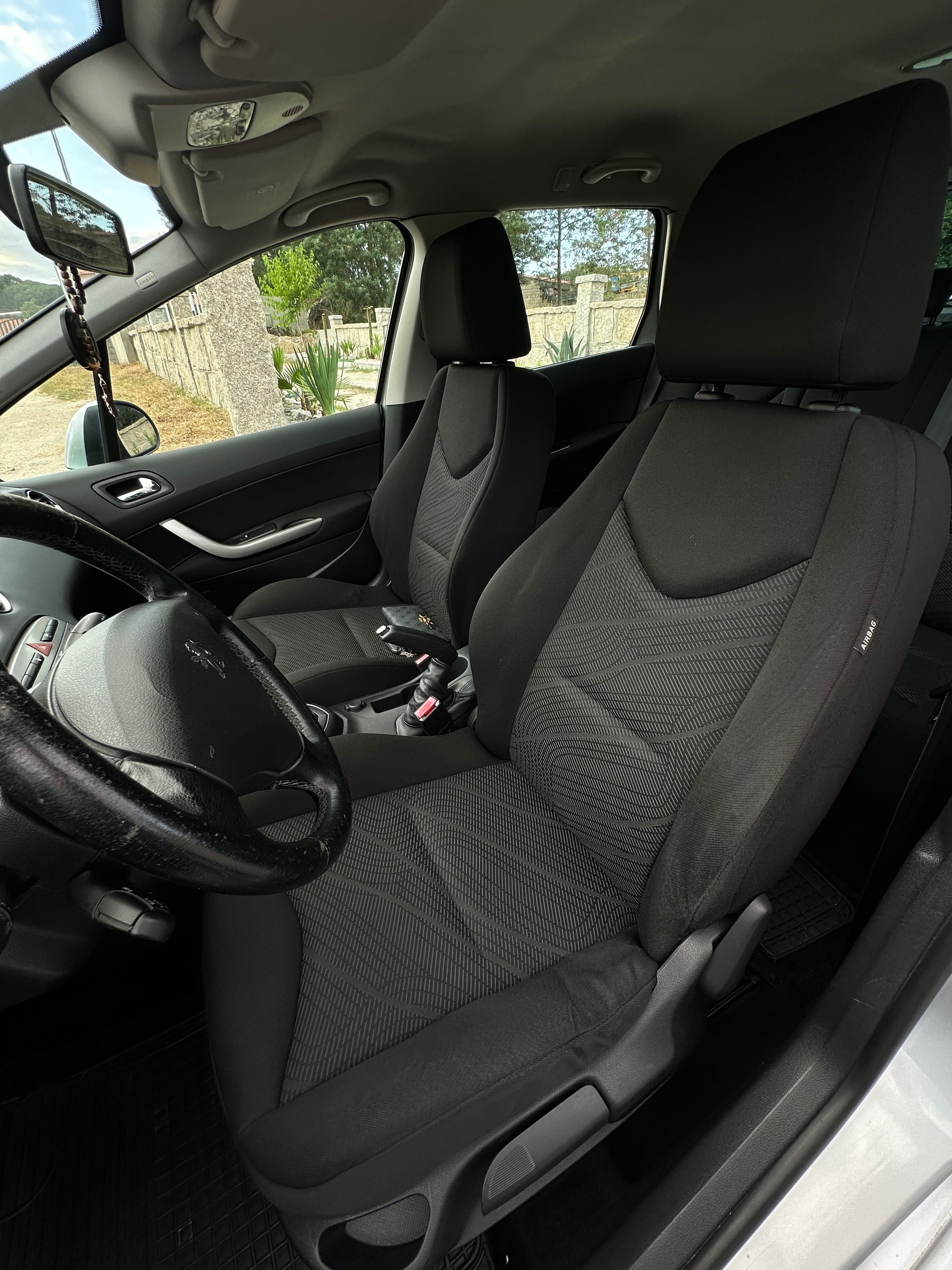 Peugeot 308SW cinzento