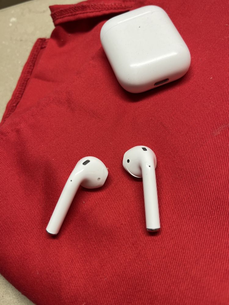 Apple Airpods 2 A2031