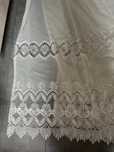 Firany ecrie dl. 200 cm, szer. 240 cm kazda, 3szt
