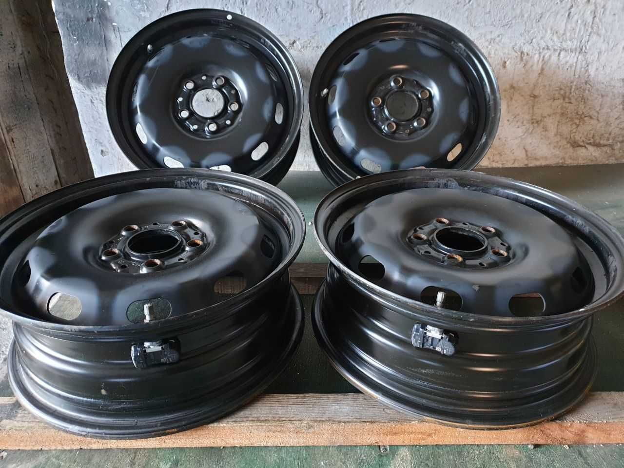 Felgi stalowe Mini R15 5x112 5,5JX15H2 IS 46 kołpaki + czujniki TPMS